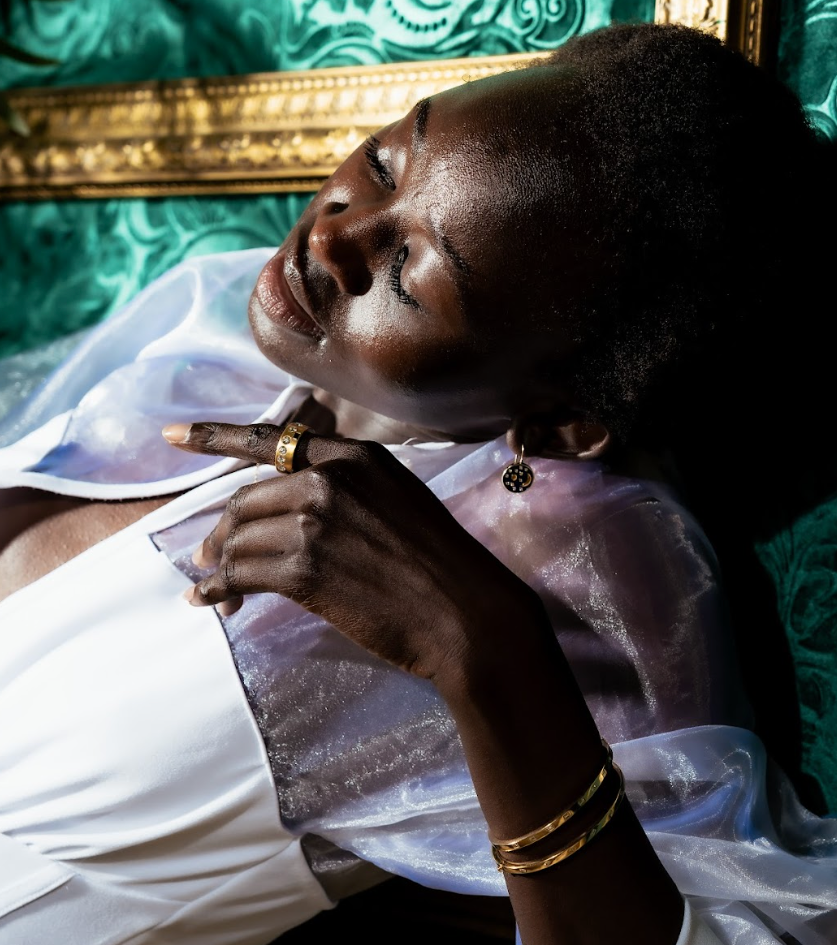 18kt Gold London Blue Sapphire and Diamond 'Morse Code' Ring