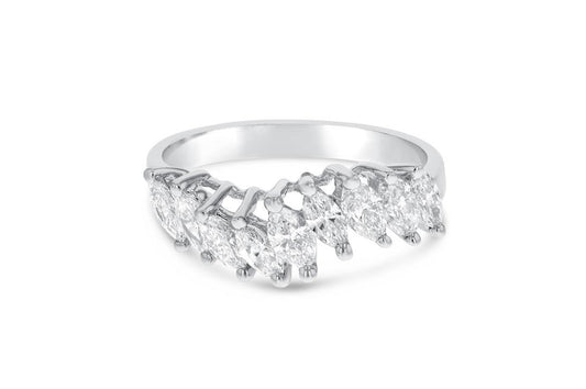 18K White Gold Diamond Engagement Ring, 1.06 Carats