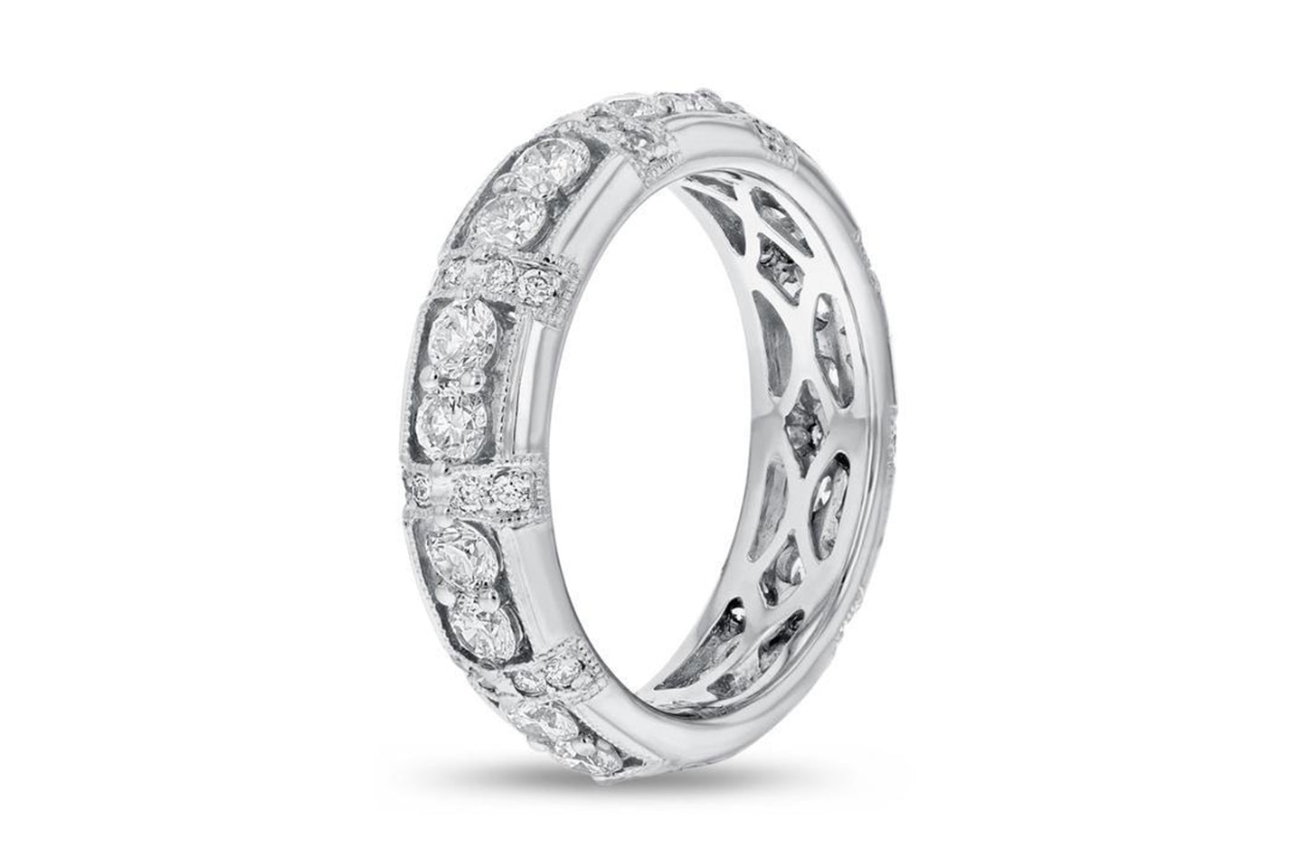 18K White Gold Diamond Wedding Band, 1.50 Carats