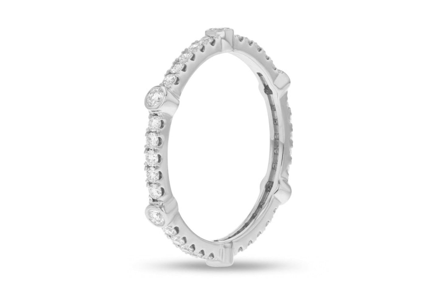 18K White Gold Diamond Wedding Band, 0.79 Carats